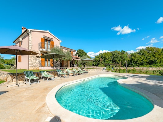 Vakantiehuis met privé zwembad in Radetici (Kroatië) voor 8 personen