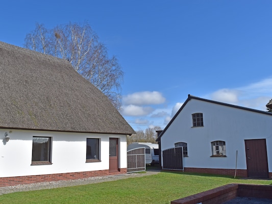 Ferienhaus in Alt Bukow OT Bantow (Deutschland) und 2 Hunde erlaubt