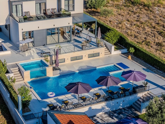 Vakantiehuis met privé zwembad in Vrana (Kroatië) voor 8 personen