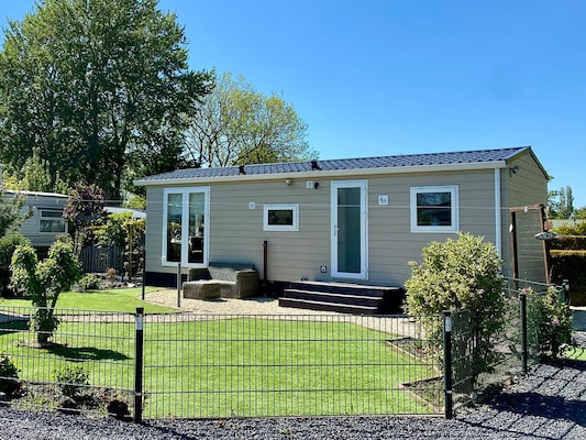 Vakantiehuis in Tzummarum (Nederland) 2 honden zijn welkom