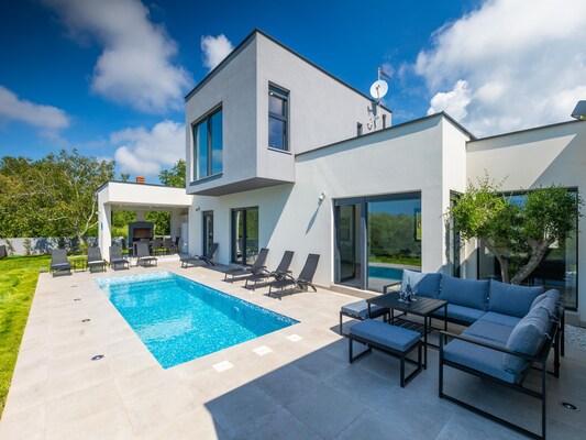 Vakantiehuis met privé zwembad in Liznjan (Kroatië) voor 8 personen