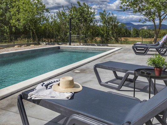 Vakantiehuis met privé zwembad in Ripenda Verbanci (Kroatië) voor 4 personen