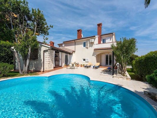 Vakantiehuis met privé zwembad in Premantura (Kroatië) voor 8 personen