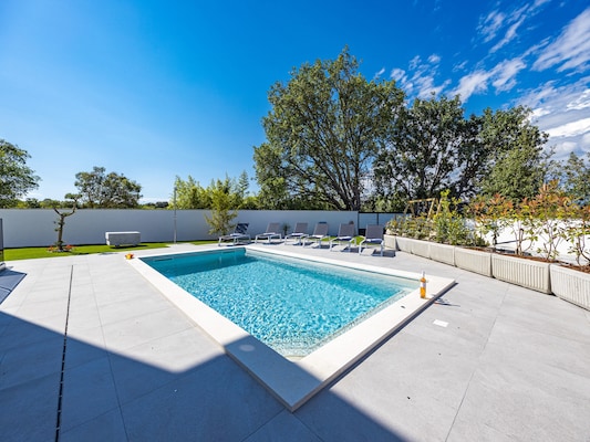 Vakantiehuis met privé zwembad in Stinjan (Kroatië) voor 6 personen