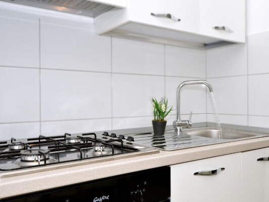 Vakantiehuis met 2 slaapkamer(s) in Vinisce (Kroatië) voor 5 personen