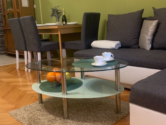 Vakantiehuis met bubbelbad in Biograd na Moru (Kroatië) voor 2 personen