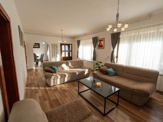 Vakantiehuis met bubbelbad in Prozor (Kroatië) voor 9 personen