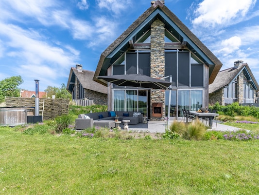 Vakantiehuis met omheinde tuin in De Koog (Nederland) 2 honden zijn welkom