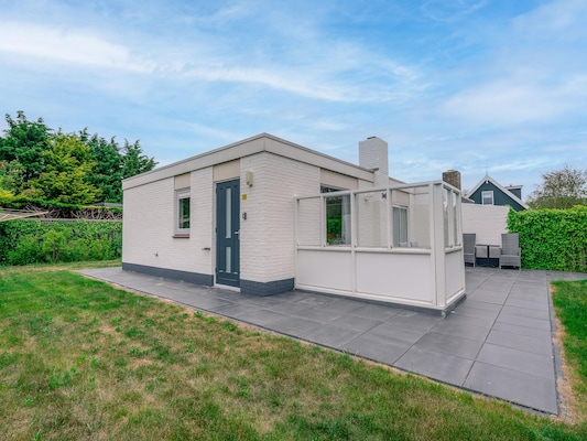 Vakantiehuis met omheinde tuin in De Koog (Nederland) 4 honden zijn welkom