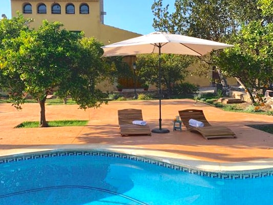 Vakantiehuis met omheinde tuin in Riudoms (Spanje) 2 honden zijn welkom