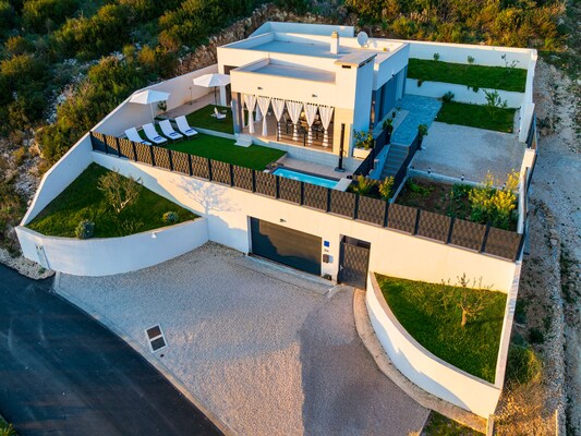 Vakantiehuis met privé zwembad in Podvrsje (Kroatië) voor 6 personen