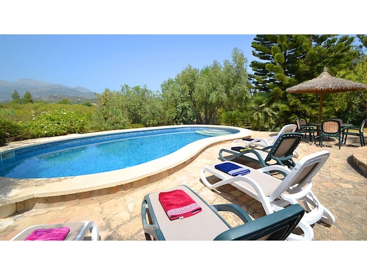 Vakantiehuis met privé zwembad in Manacor de la Vall (Spanje) voor 6 personen
