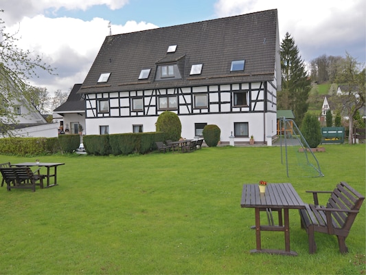 Ferienhaus in Attendorn-Silbecke (Deutschland) und 1 Hund erlaubt