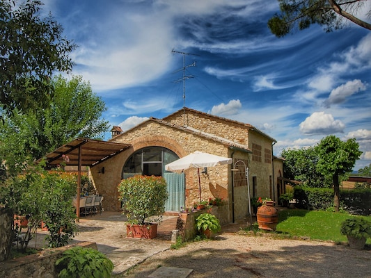 Ferienhaus in Colle val D%$&elsa (Italien) und 3 Hunde erlaubt