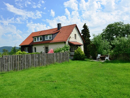 Vakantiehuis in Diemelsee-Stormbruch (Duitsland) 5 honden zijn welkom