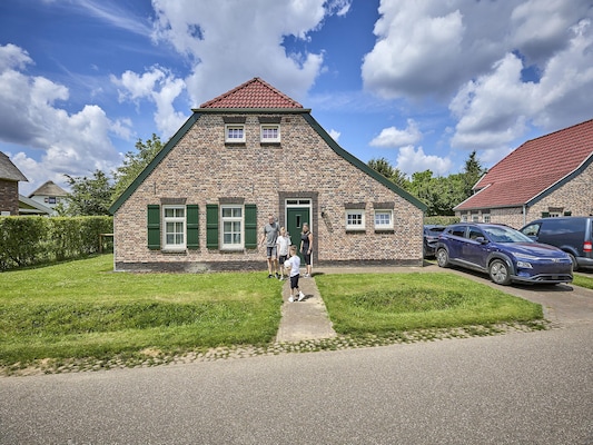 Vakantiehuis met zwembad in Roggel (Nederland) voor 9 personen