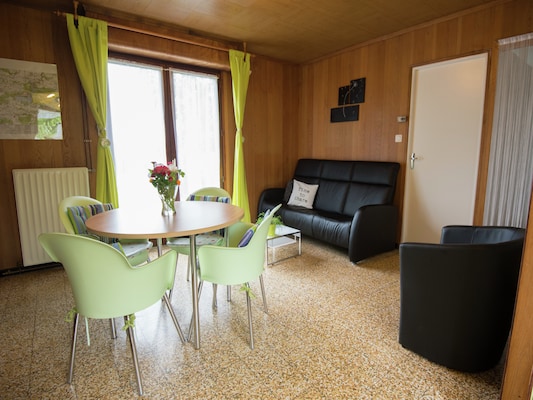 Vakantiehuis met omheinde tuin in Froidchapelle (België) 2 honden zijn welkom