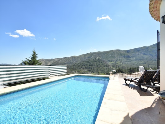 Vakantiehuis met privé zwembad in Adsubia (Spanje) voor 6 personen