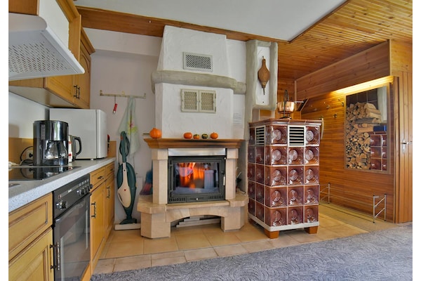 Op 700 m van de piste: rustig vakantiehuis in Steinbach-Hallenberg - thumbnail 5