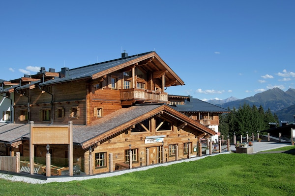 panorama-chalet-18 sleeps 6