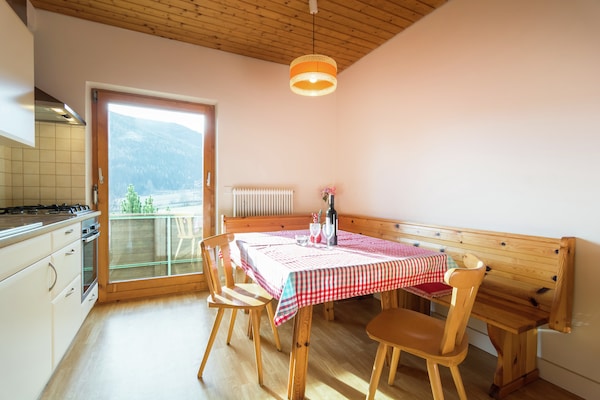 alpenrose sleeps 6