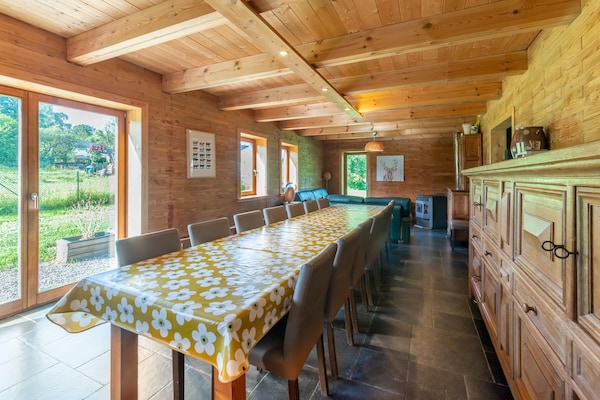 14-persoons villa met biljart en open keuken in Freyneux - thumbnail 3
