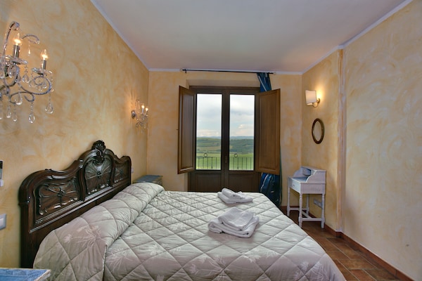 Authentieke biologische boerderij met zwembad bij Castel del Piano, Toscane - thumbnail 5
