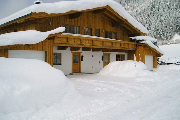 chalet-maxima sleeps 20