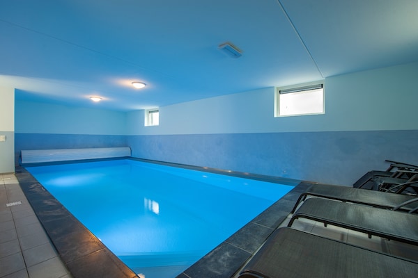 Wellnessvilla met privézwembad en jacuzzi in Arcen voor 8 personen - thumbnail 2