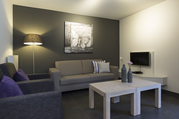Villa voor 6 personen op vakantiepark Resort Arcen in Limburg - thumbnail 2