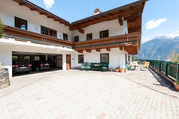 6-persoons appartement aan de piste in Mayrhofen - thumbnail 6