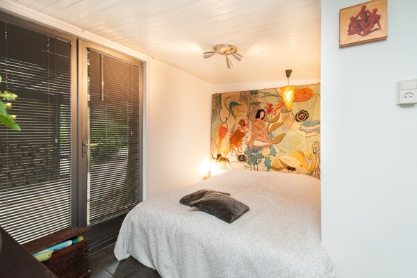 Het Roefje: Knus vakantiehuis voor 2 in bosrijk Bergen, dichtbij zee - thumbnail 4