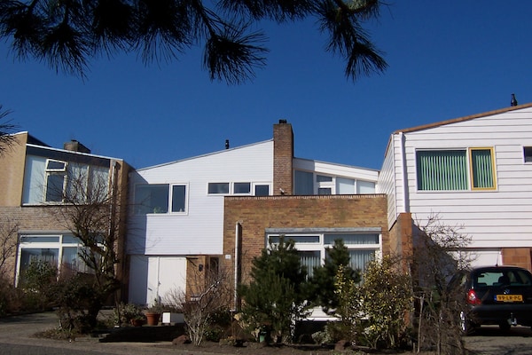 Beaudune: Knus vakantiehuis in bos, 400m van Noordwijks strand - thumbnail 1