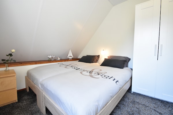 Vakantiehuis Het Karreveld: sfeervol genieten aan het Zonnemairese Meer - thumbnail 1