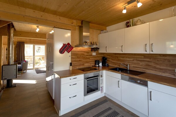Chalet 12a: ruim vrijstaand chalet direct aan de piste op Kreischberg - thumbnail 4
