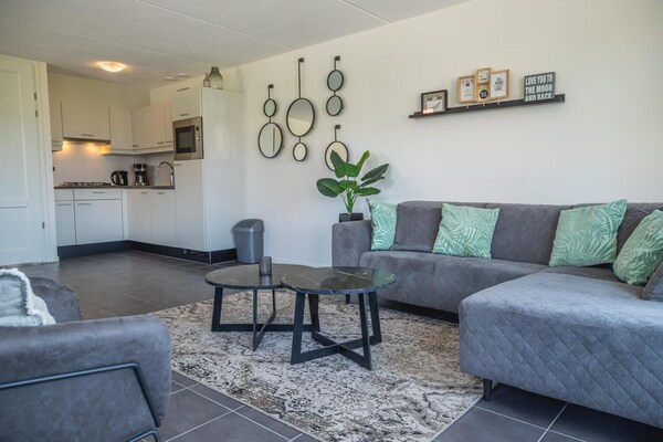 Waterland: Authentieke Zaanse villa met tuin voor 6 personen - thumbnail 6