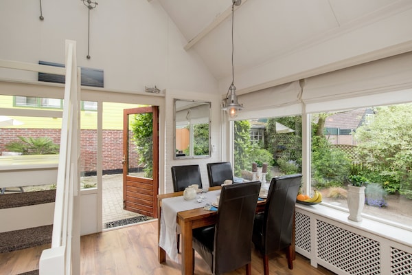 Luxe vrijstaand vakantiehuis aan meer in Noordwijkerhout met tuin - thumbnail 2