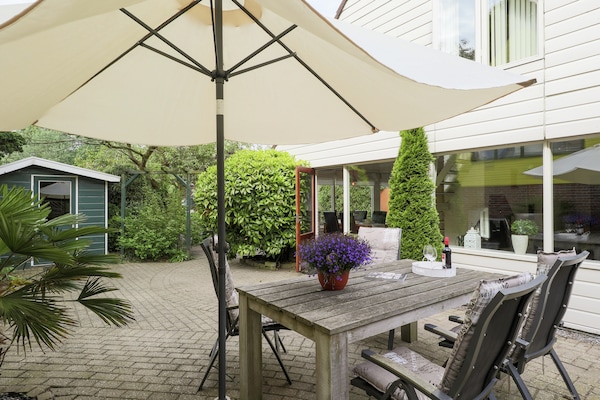Luxe vrijstaand vakantiehuis aan meer in Noordwijkerhout met tuin - thumbnail 5