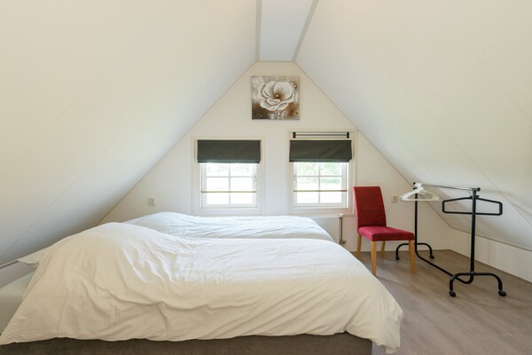 De Grutto: Ruim vakantiehuis met tuin nabij strand en Waddenzee - thumbnail 5