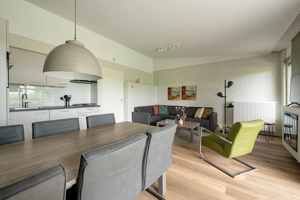 Halfvrijstaande bungalow in autovrij park, 4 km van Valkenburg - thumbnail 4
