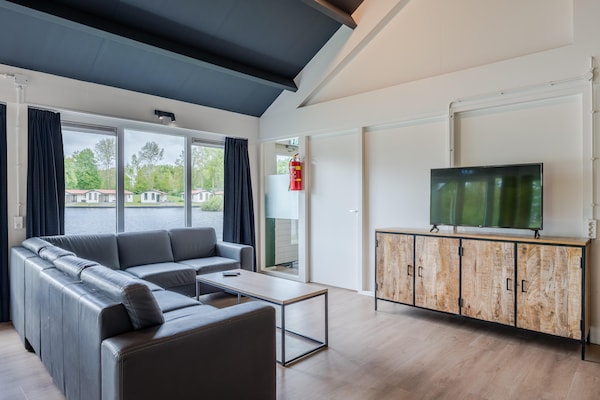 Groepsbungalow voor 40 personen met vijveruitzicht in Hunzepark, Drenthe - thumbnail 2