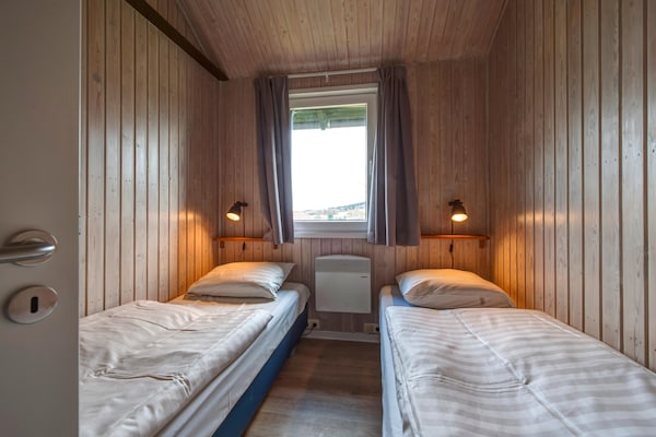 Ruime bungalow voor 6 personen in Dahlem - thumbnail 4