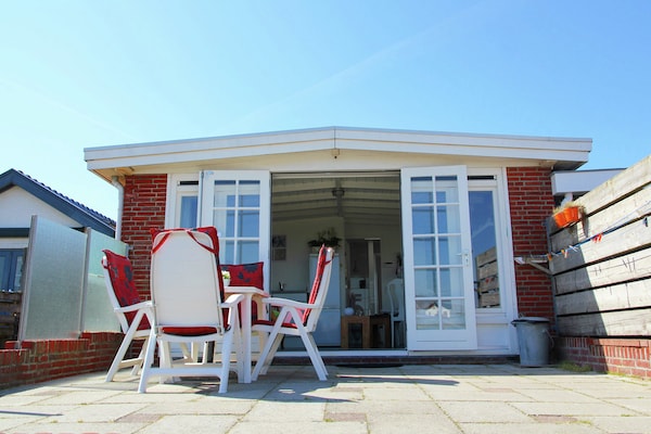 Egmonds Duintje – Vrijstaand strandhuisje voor 2 personen met tuin - thumbnail 1