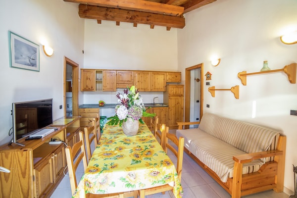 Ruim 8-persoons appartement in Antey-Saint-André, vlakbij de skipistes - thumbnail 2