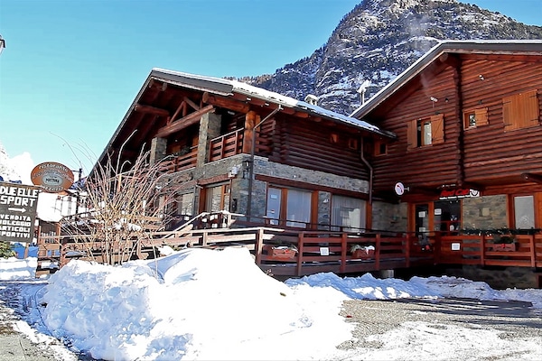 Centraal gelegen appartement in Antey-Saint-Andrè voor 12 personen - thumbnail 6