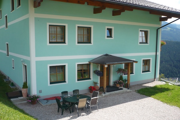 obersteffengut-xl sleeps 10