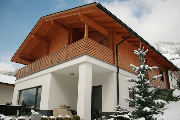 chalet-thumersbach sleeps 8