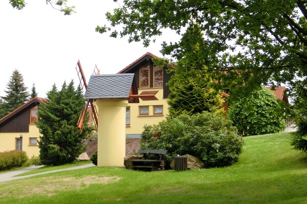 Gezinsvriendelijk vakantiehuis voor 6 personen in de bossen van Schirgiswalde - thumbnail 4