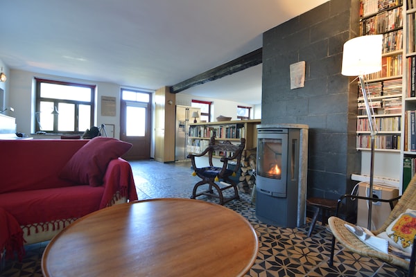 la-maison-du-libraire sleeps 8