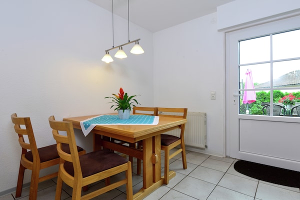 Aan het meer: Rustgevend appartement in het centrum van Diemelsee - thumbnail 3